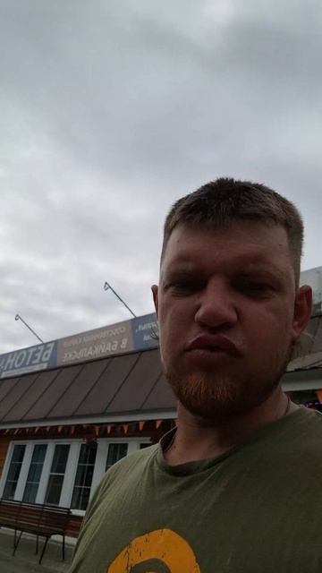 поездка на Байкал , покушали в теремке