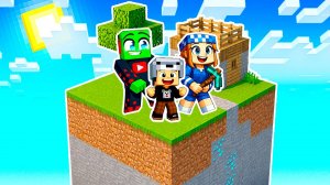 😨 МОЯ СЕМЬЯ ВЫЖИВАЕТ на 1 ЧАНКЕ в МАЙНКРАФТ!