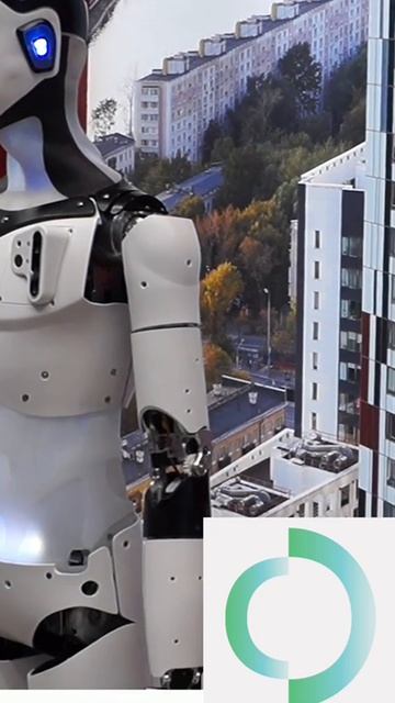 Первый в России робот-консьерж / ИННОПРОМ 2025 в Екатеринбурге / Робот с искусственным интеллектом