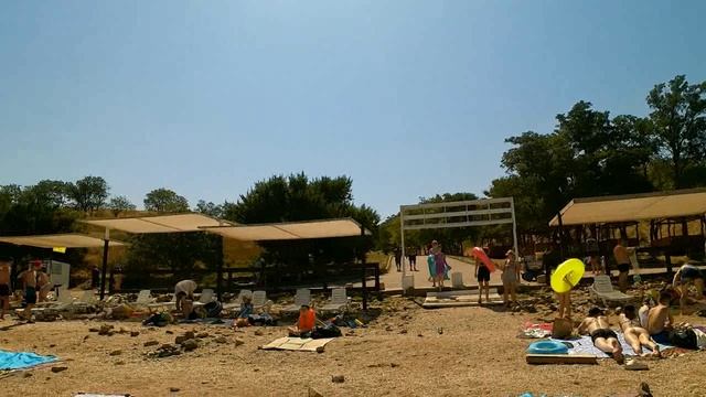 Жара под +40 градусов! Все идут к морю! смотреть онлайн