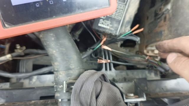 Ниссан примера p12 часть 2. Делаем низкую скорость вентиляторов. смотреть онлайн