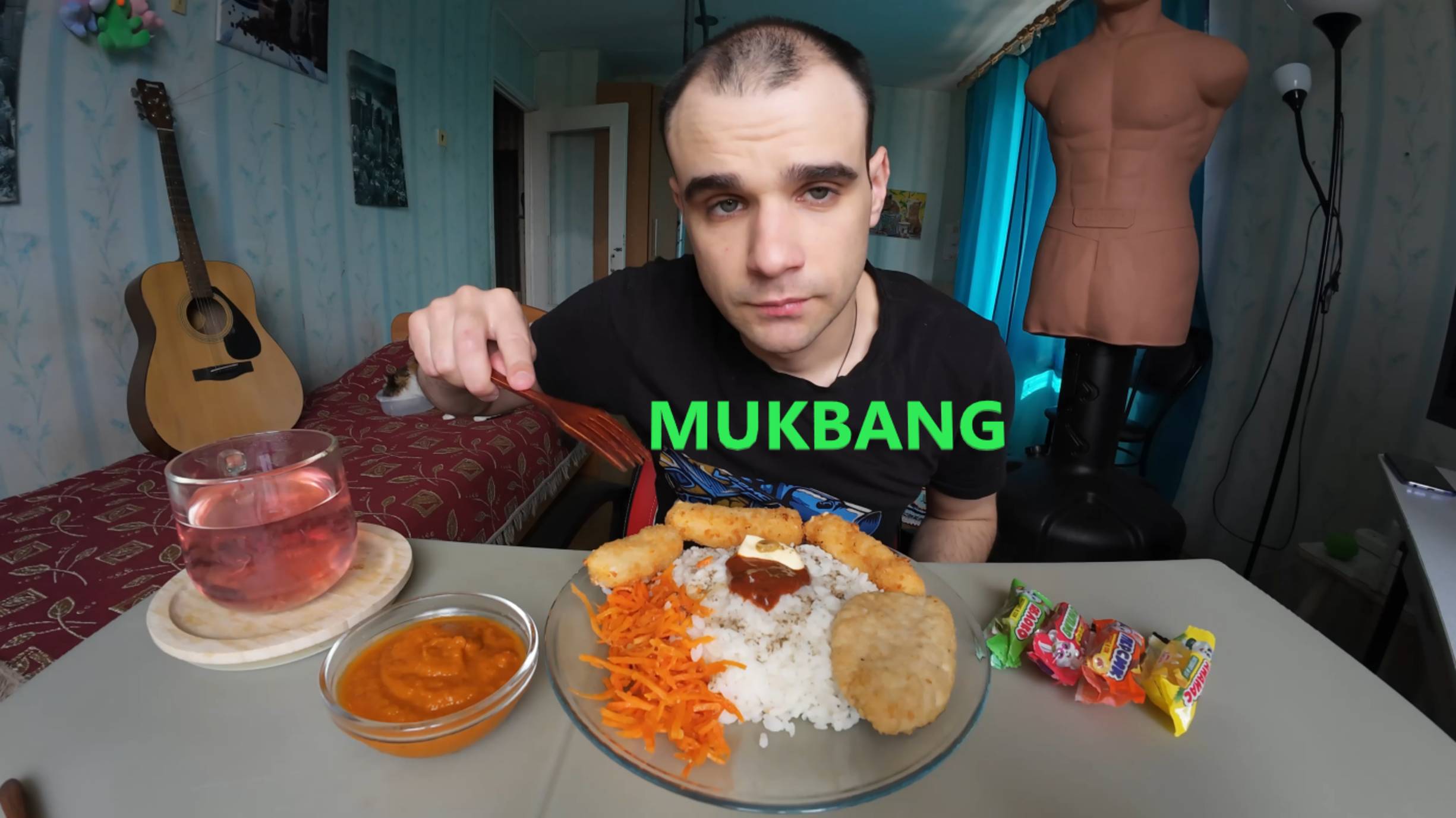 МУКБАНГ РИС С КОТЛЕТОЙ КУРИНОЙ / САЛАТ / СЫРНЫЕ ПАЛОЧКИ / МАРМЕЛАД / EATING MUKBANG ASMR АСМР смотреть онлайн