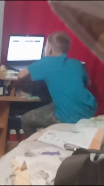 Пердикс читает реп