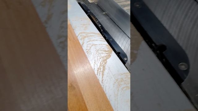 плинтус из ламината