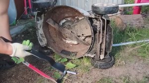 Замена ножа на газонокосилке!