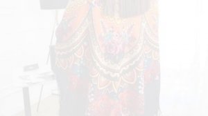 Многоцветный платок уплотненной шерстяной ткани с шелковой бахромой "В сто сорок солнц закат пылал"