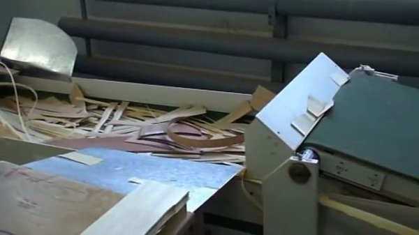 Станок для измельчения обрезков шпона KUPER FAZ