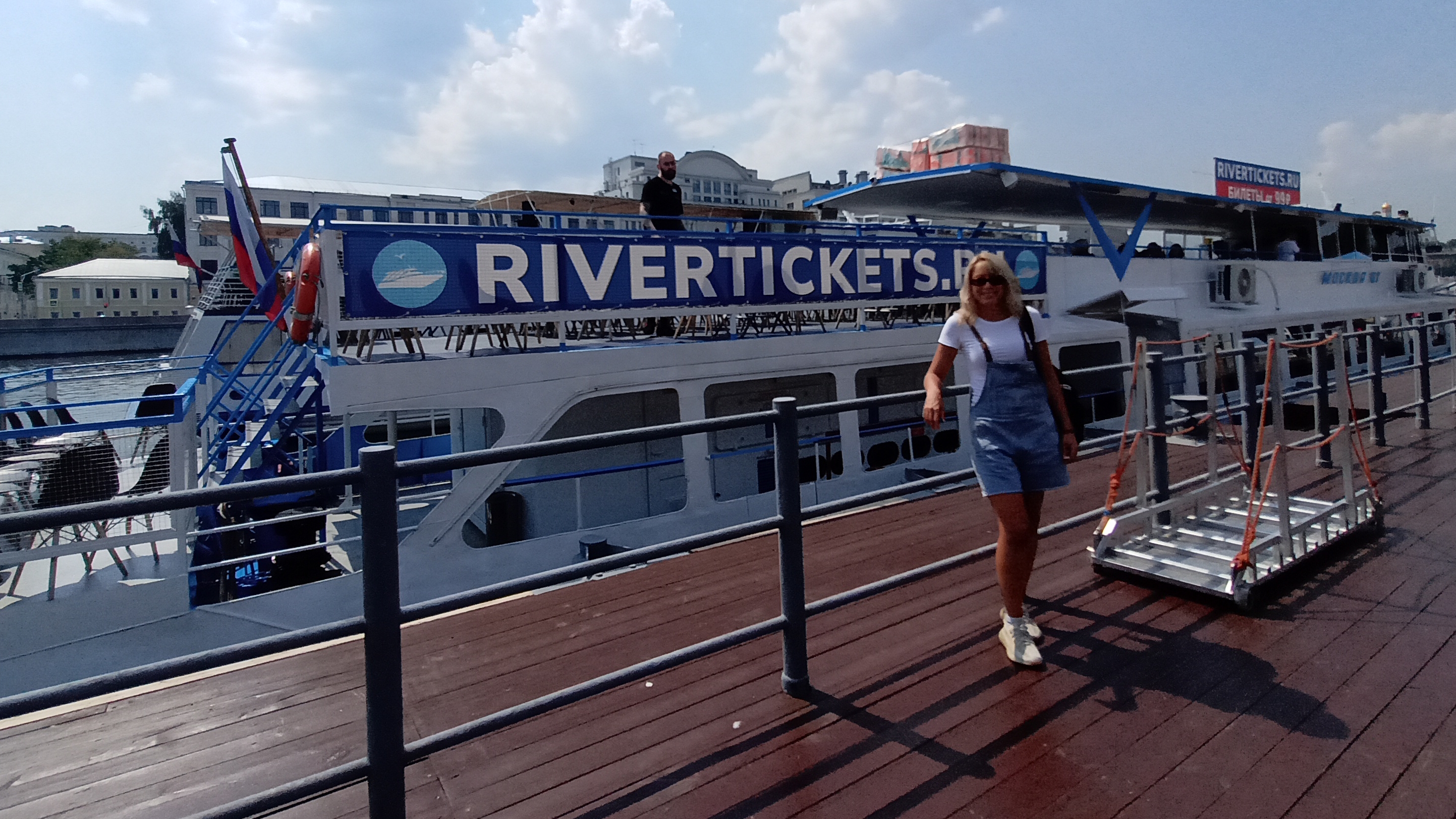 Прогулка на теплоходе за 100 рублей - полезная информация! смотреть онлайн