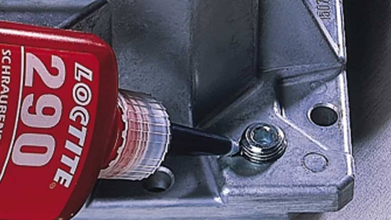 ФИКСАЦИЯ УЖЕ СОБРАННОГО СОЕДИНЕНИЯ, LOCTITE 290. смотреть онлайн