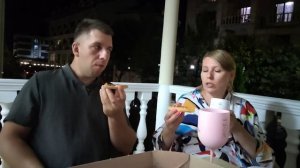 Вечерняя прогулка по Лазаревскому, летний отдых на море.