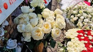 Цветы от поклонников с вечера Памяти Юрия Шатунова доставлены и возложены. Спасибо всем за Память!