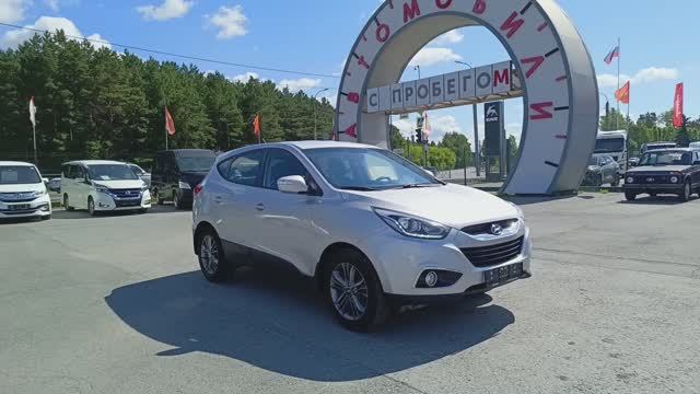 Hyundai ix35 2,0 л. Бензин АКПП (150 л.с.) 4WD 2013 смотреть онлайн