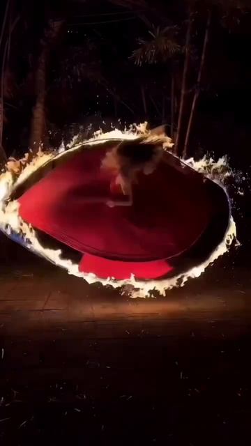 В Иране до сих пор живёт последняя крупная община зороастрийцев — хранителей огненной религии смотреть онлайн