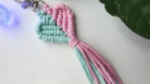 Макраме МК | Брелок-сердце из двух цветов 💛