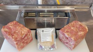 Колбасу в магазине не покупаю! Рецепт, как приготовить ветчину в пресс форме методом су-вид.