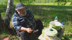 СОСЕДКИ ПОЗАВИДУЮТ НАШЛИ РЕДКИЙ ЦВЕТОК ВТОРАЯ ЧАСТЬ ОДНОЙ ПОЕЗДКИ В ЛЕС ХАКАСИИ, ЗАВАРИВАЕМ ЧАЙ