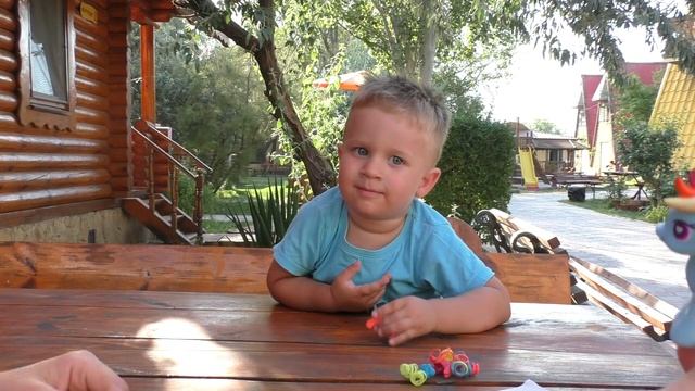 Рома и Диана ★ Пони конструктор My Little Pony POP Rainbow Dash распаковываем, складываем и играем