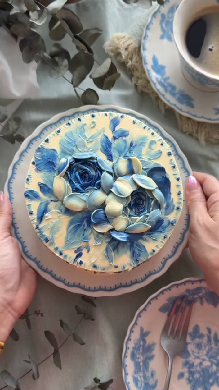 Цветочный декор торта. смотреть онлайн