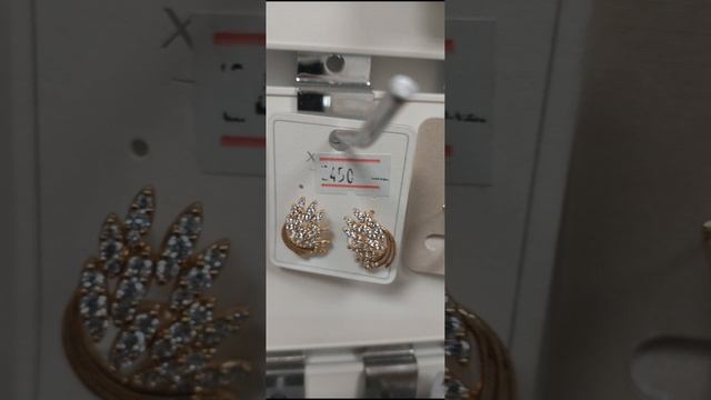 🔥 "Эти серьги — не просто украшение, а твой новый must-have! Заказ на ватсап +79083191849 смотреть онлайн