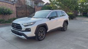 TOYOTA RAV 4 2025