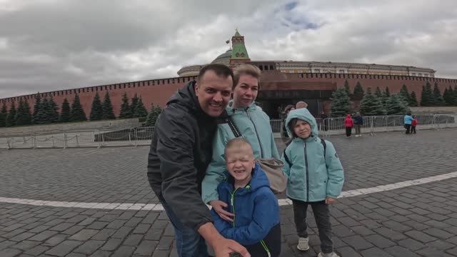 2025.07.02. Кремль, Мавзолей.Гум. Отпуск в Москве с двумя детьми. Пешком по Москве