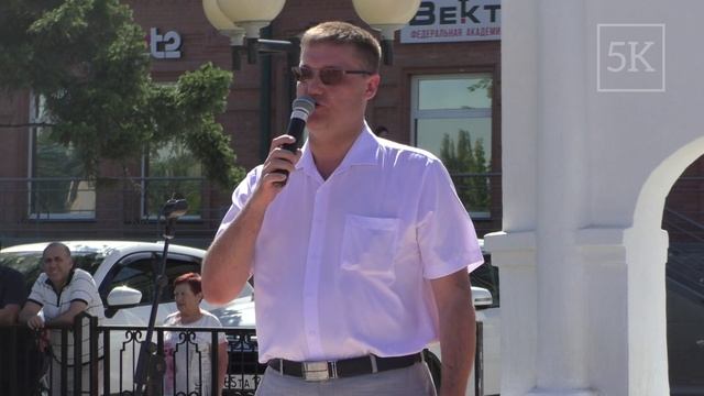 "Любовь и верность — два крыла семьи". В Канске накануне отметили день семьи, любви и верности! смотреть онлайн
