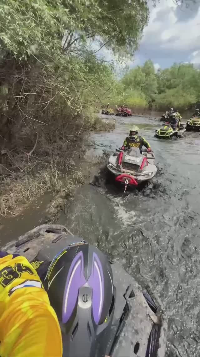 Летний выезд за Волгу по бродам и пляжам 💨 смотреть онлайн