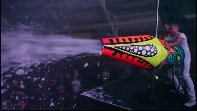 DJ RIGA СТРЕЛЯЕТ ХИТАМИ