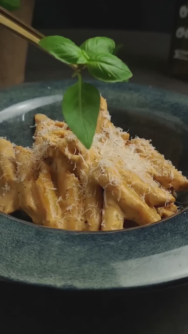 Паста с беконом. Penne Rigate With Bacon #паста #макароны #bacon #пастарецепт #пастакарбонара