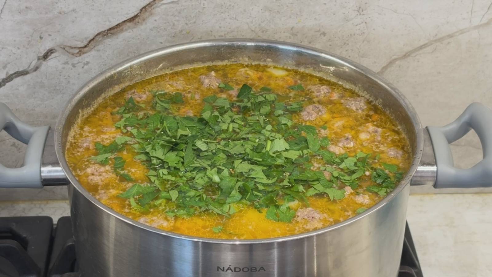 Боже как это вкусно. Такой суп варю 3 раза в неделю и не надоедает, все хвалят и добавки просят смотреть онлайн