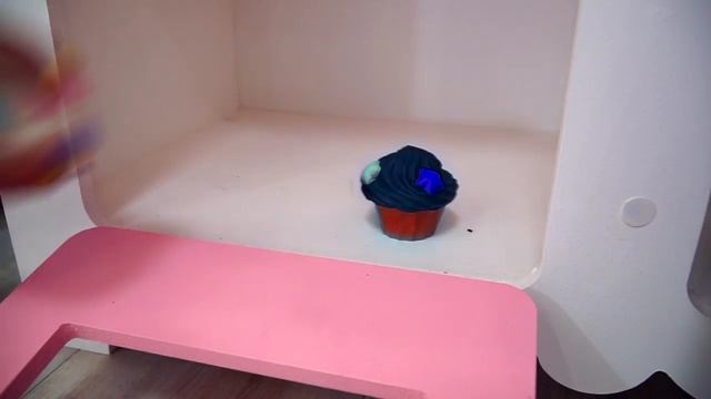 Merry Margo Pretend Princess & Plays Cooking Food With Kitchen Toy