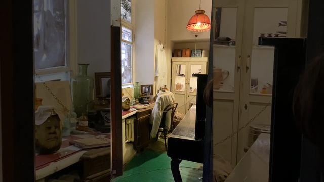 Посетили Булгаковский дом в Москве смотреть онлайн