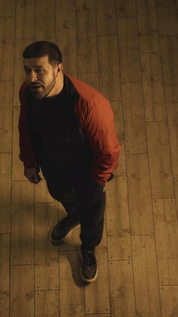 Алибек Гегиев - Наивная смотреть онлайн