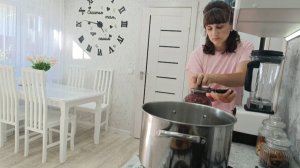 ЖИЗНЬ В ДЕРЕВНЕ/НЕВЫНОСИМО,УЧИТ ЖИТЬ КАЖДЫЙ!ЗАРАБАТЫВАЕМ КАК МОЖЕМ!