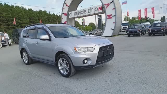 Mitsubishi Outlander 2.4 CVT 4WD (170 л.с.) 2011 смотреть онлайн