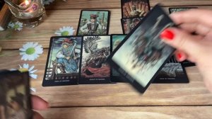 Можно ли ему доверять 🧐Его отношение к другим женщинам 🍓Таро расклад