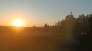 С ДОБРЫМ УТРЕЧКОМ! И ПОМЧИТ ДОРОГА.