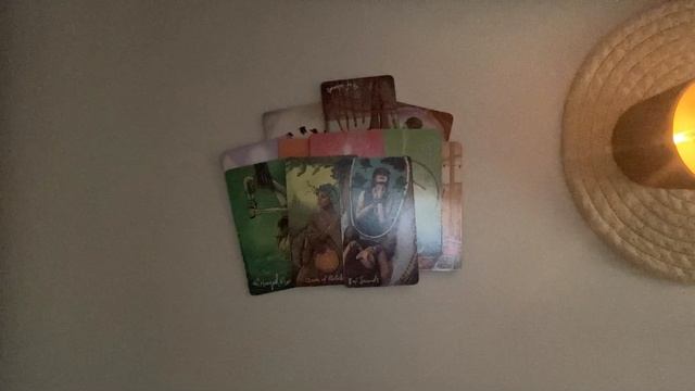 О ЧЁМ ОН МОЛЧИТ❓❗️ТАРО РАСКЛАД смотреть онлайн