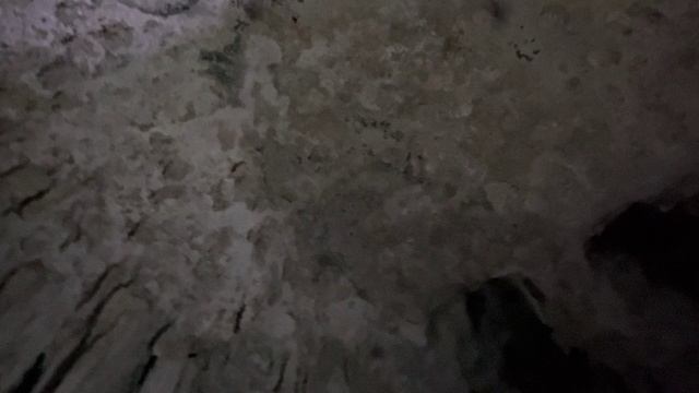 Khao Phueng Cave (пещера с немой женщиной-проводником)