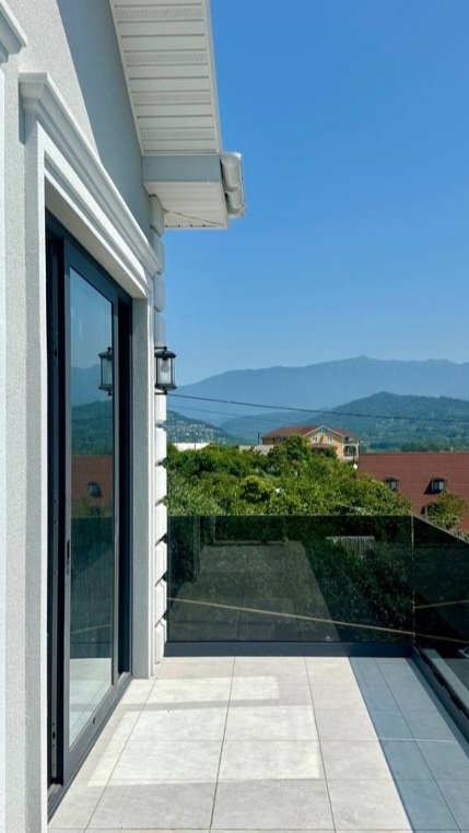 уютный дом в хорошем районе смотреть онлайн