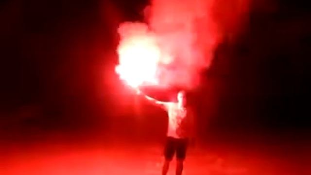 FLARE RED Фальшфейер Красный Максем MF-0220 смотреть онлайн
