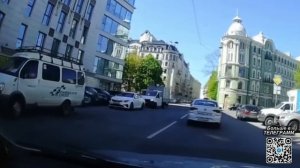 Дураки на дороге и мгновенная карма 2025 | Драки на дороге | Не поделили дорогу #дтп #пдд #карма