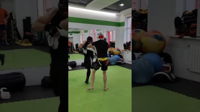 ММА с ОРУЖИЕМ