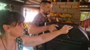 Наконец-то все подготовлено к установке новой кухне. Выбираю праздничное платье. Жизнь в деревне.