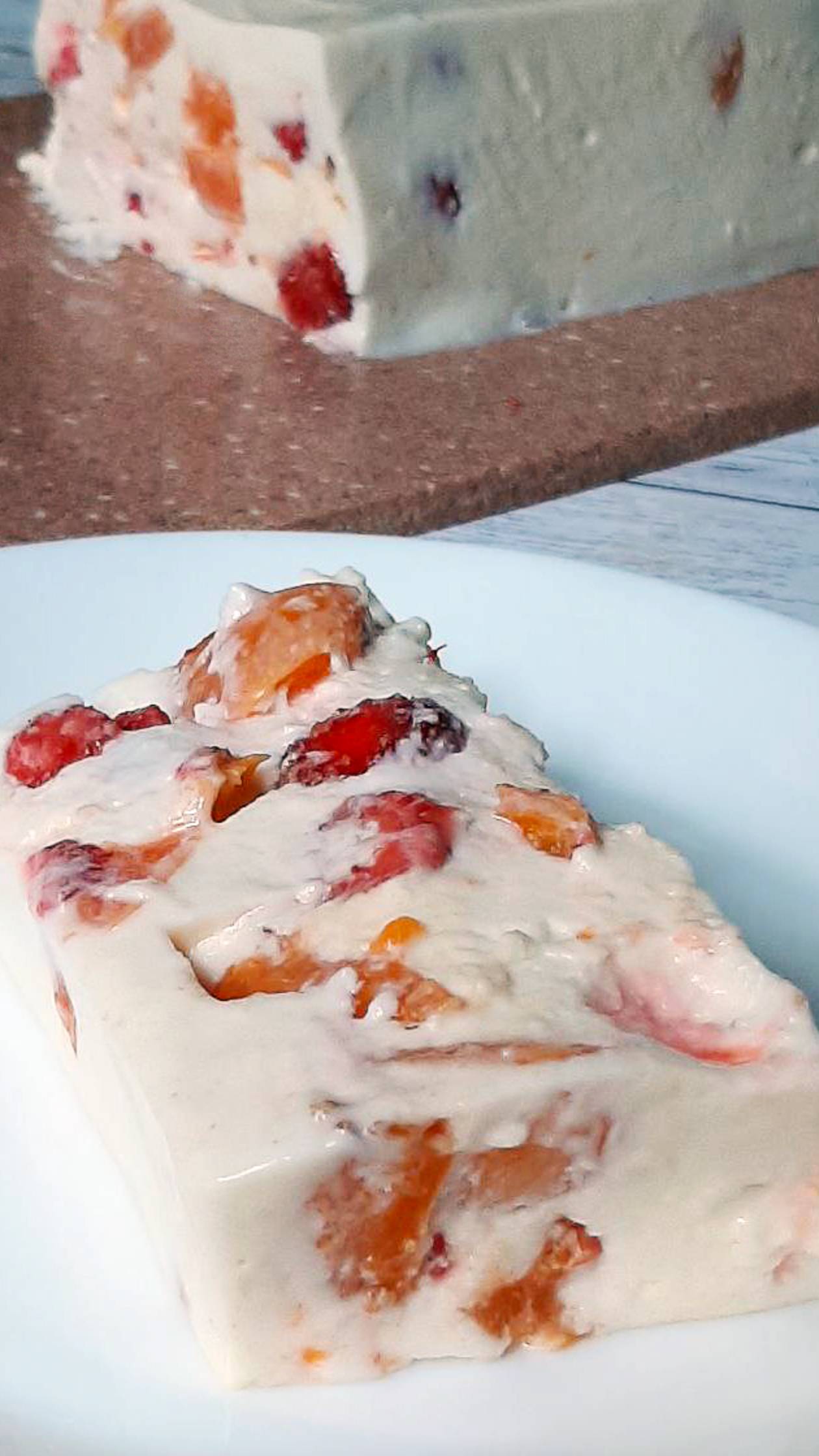 Очень просто и очень вкусно! Сметанное желе с ягодами. Дюжина рецептов пирогов с ягодами (4). смотреть онлайн