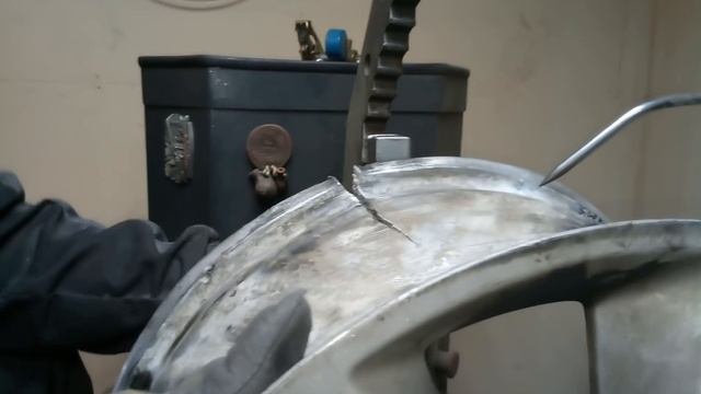 Ремонт диска после удара о бордюр. Сварка, Правка г. Липецк смотреть онлайн