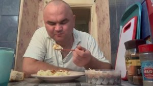 МУКБАНГ/КАРТОФЕЛЬНОЕ ПЮРЕ/СЕЛЕДОЧКА/МОЛОКО