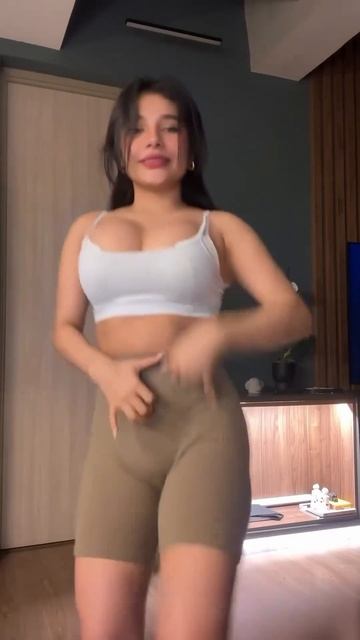 Танец в велосипедках смотреть онлайн