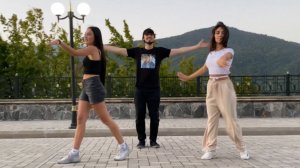 ALISHKA Ламбада Лезгинка 2025 Девушки Танцуют Lambada Lezginka Dance Чеченская Песня Balaken park