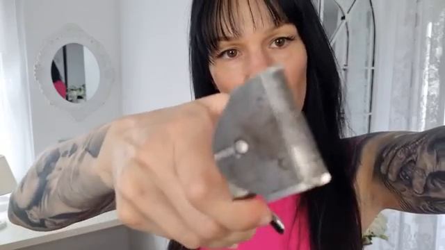 No Hair Hairdresser Get Freckles ASMR